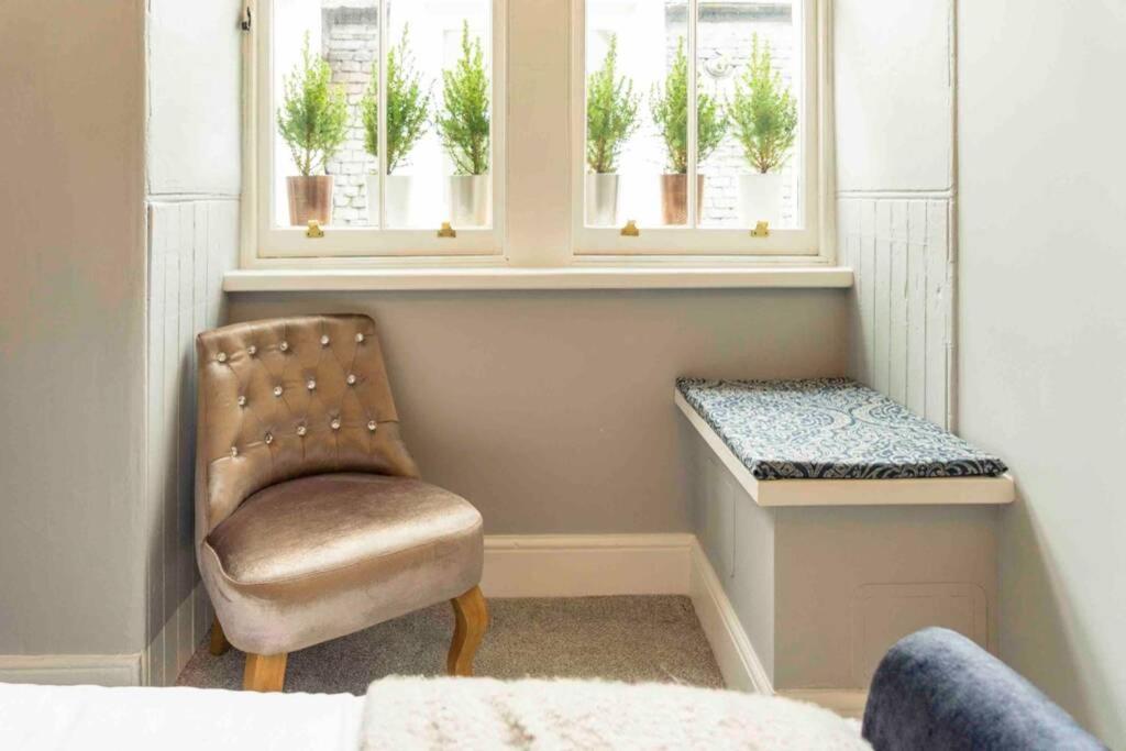 Spacious City Centre Apartment Full Of Character Inverness Exterior foto